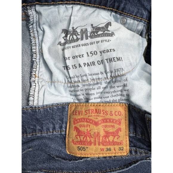 Levis 505 Regular Straight Leg Jeans Mens 36x32 Blue Denim Stretch Medium Wash - Picture 3 of 11